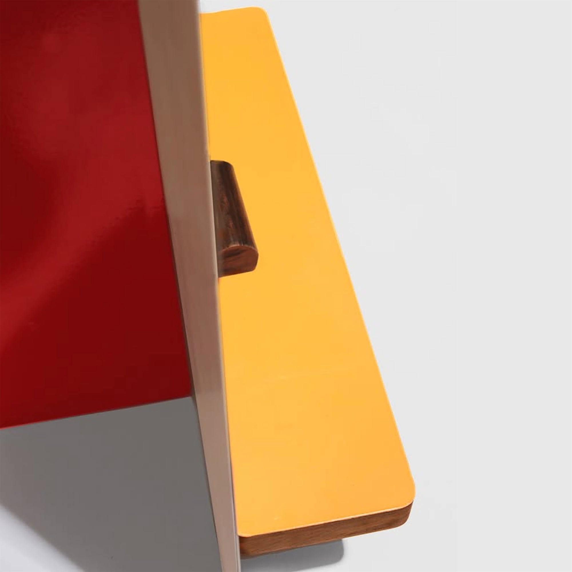 20-the easel - beige