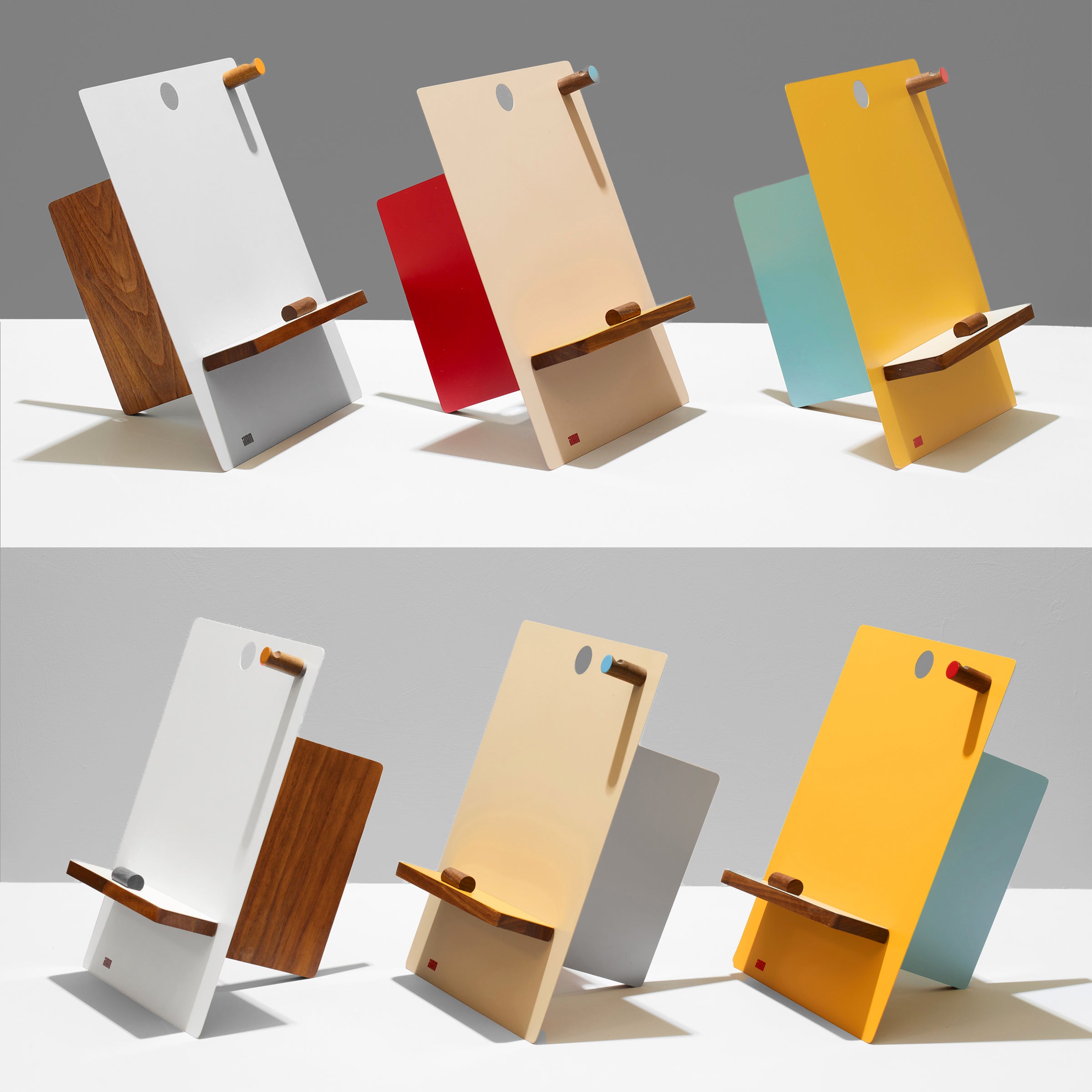 the easel - beige