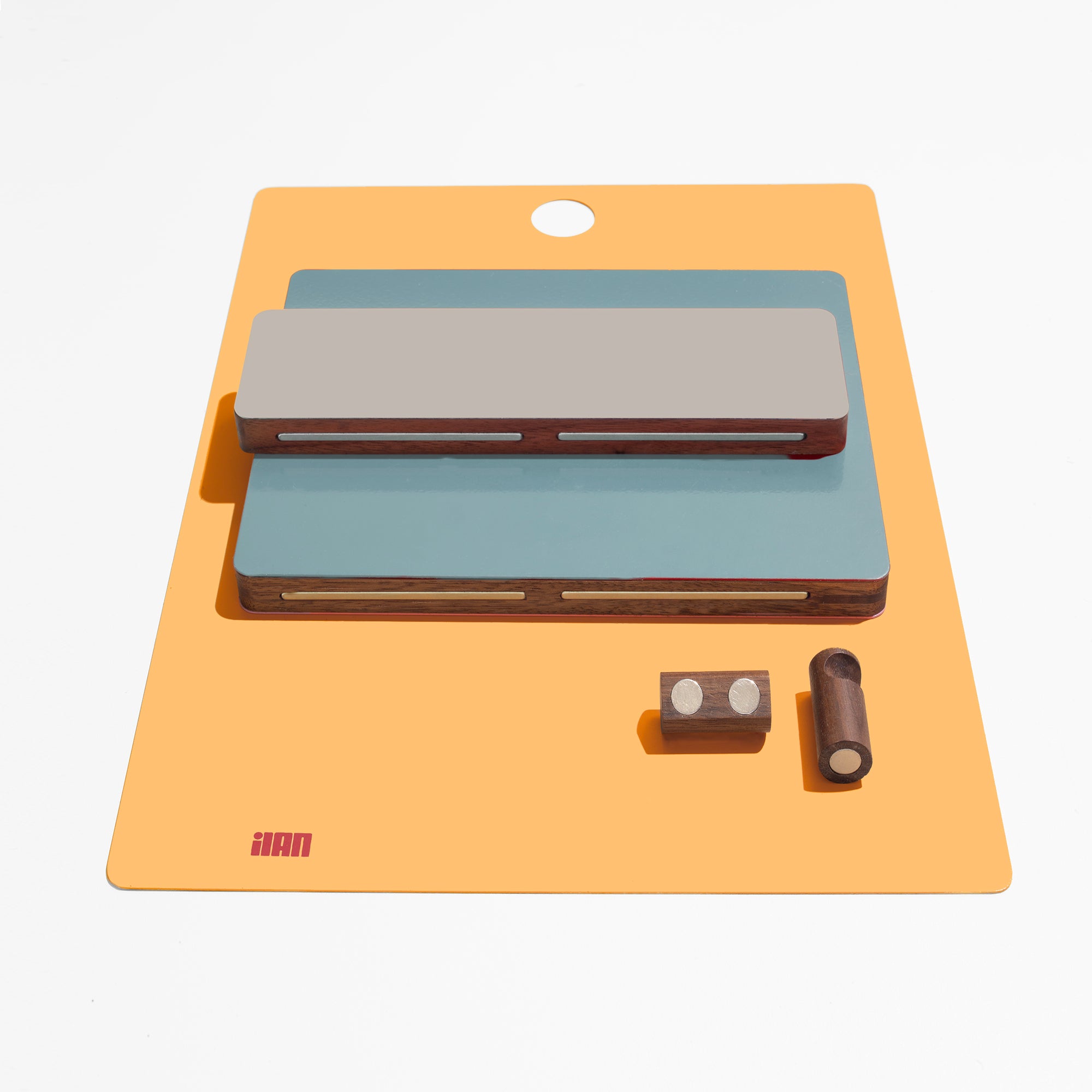 21-the easel - orange