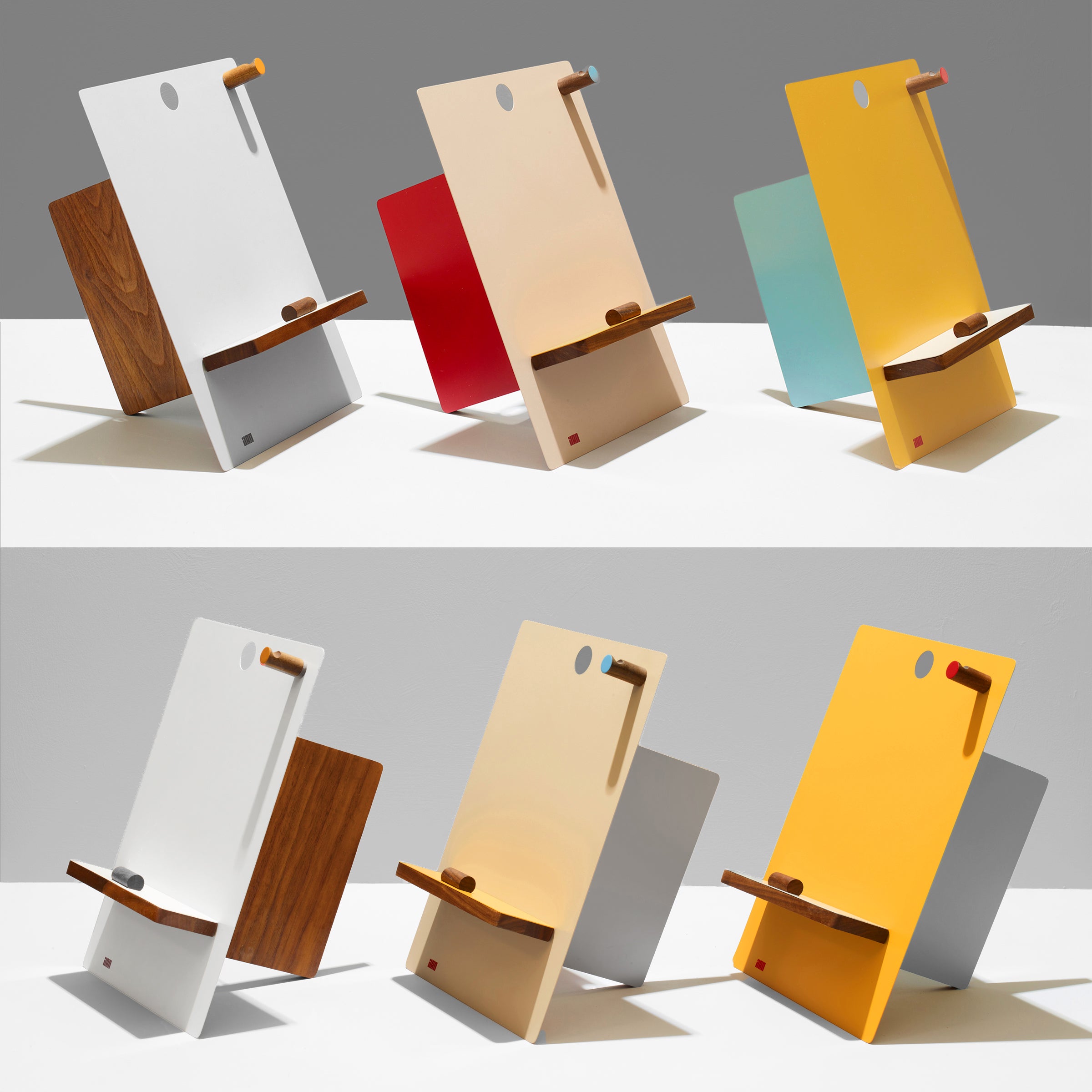 the easel - beige