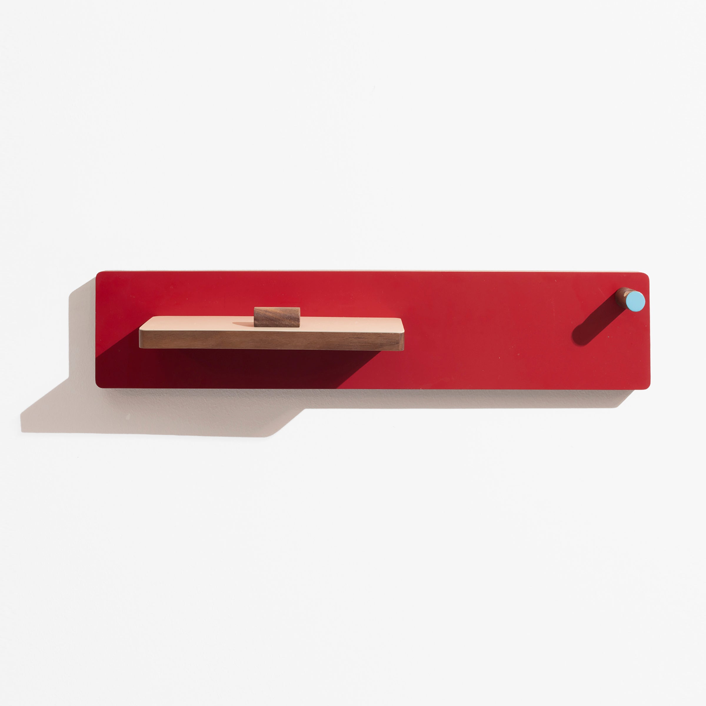 09B.    the knife rack - red