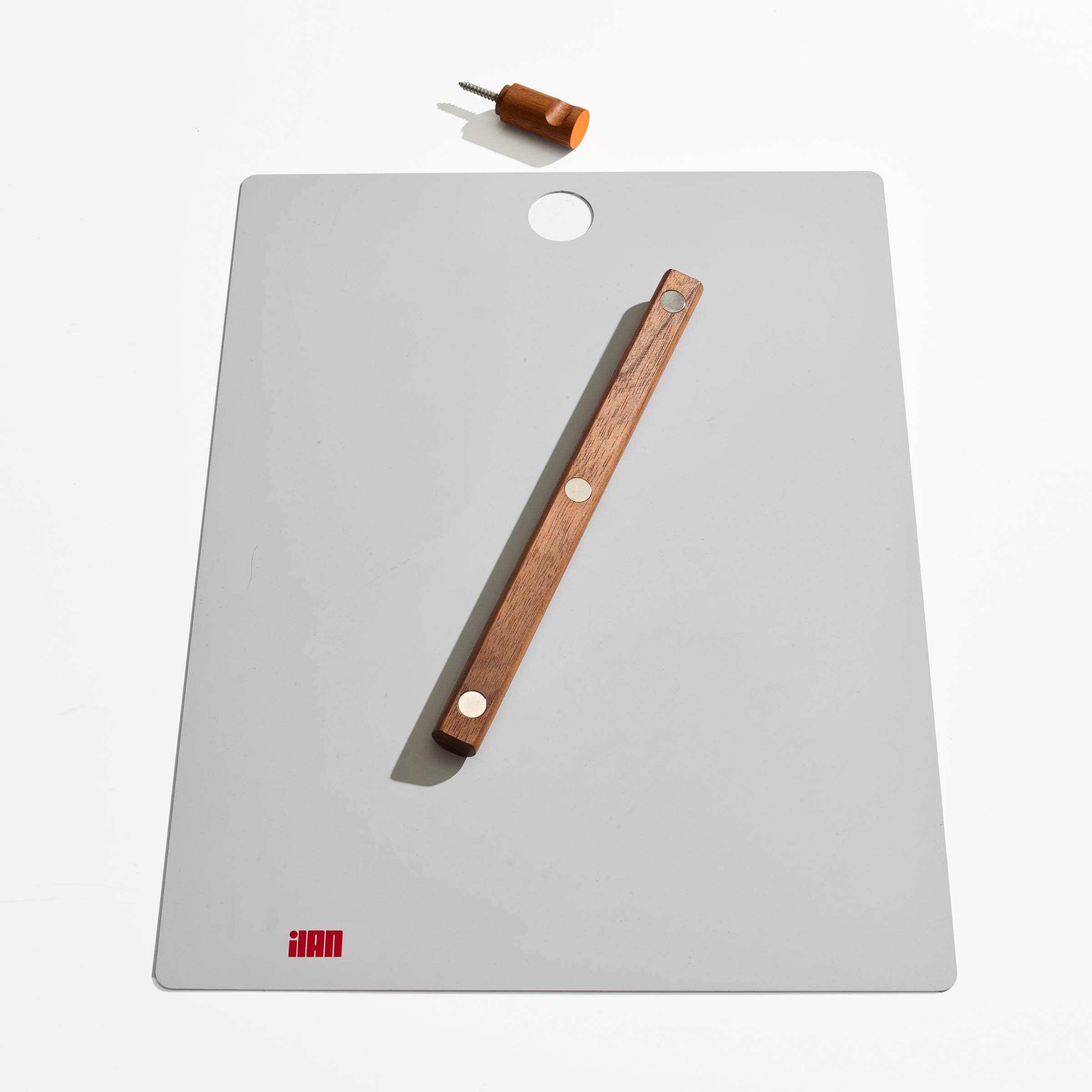 14-  the magnetic clipboard - gray/orange