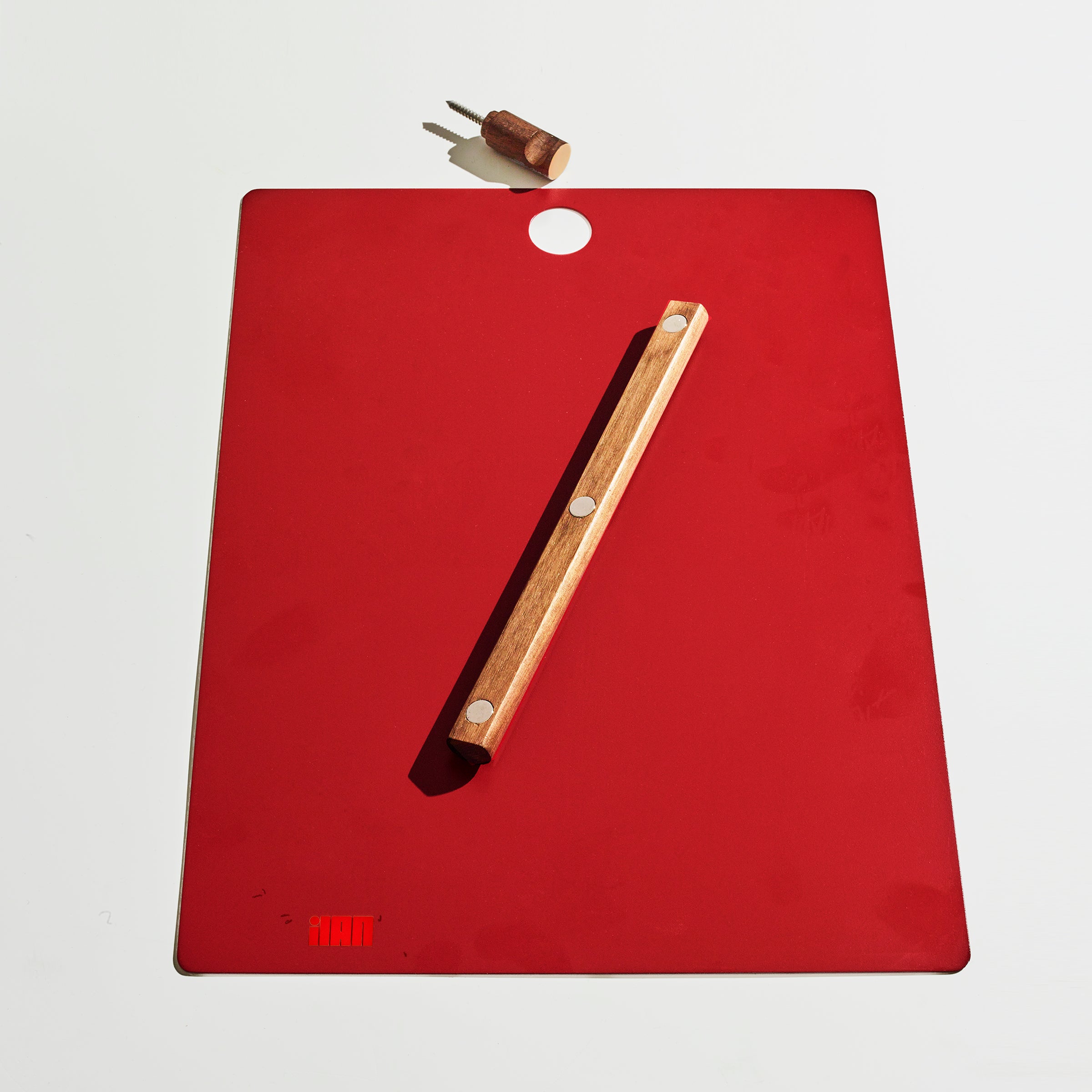 18A.    the magnetic clipboard - red