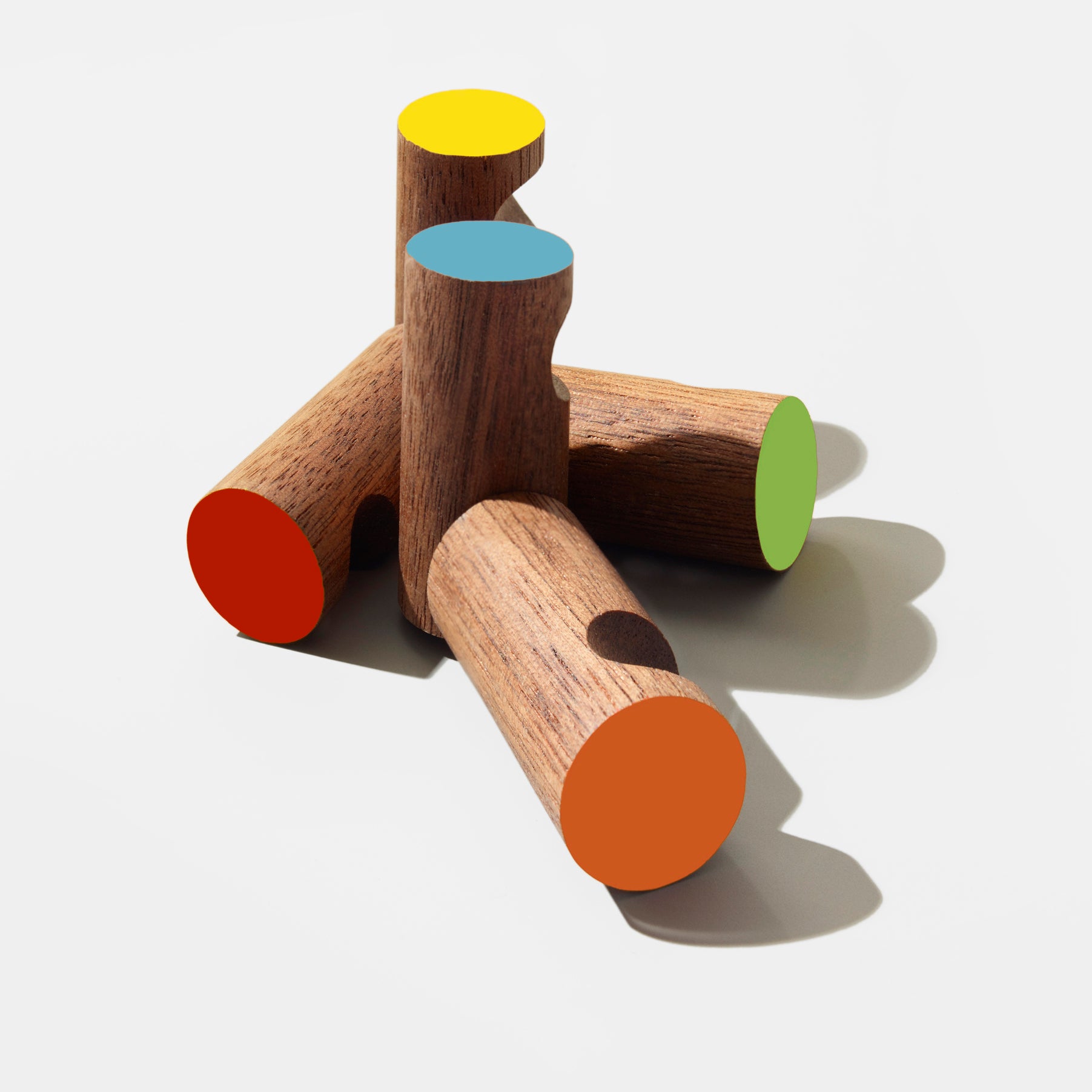 22-Set of 5 magnetic multi-color hooks