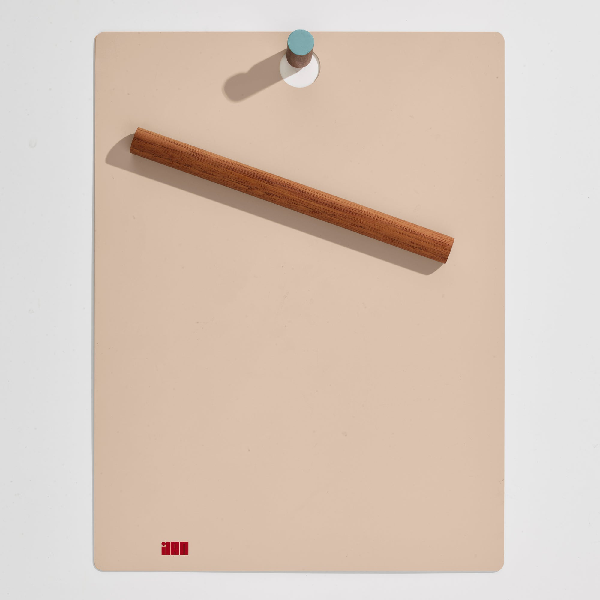 the magnetic clipboard-light-brown