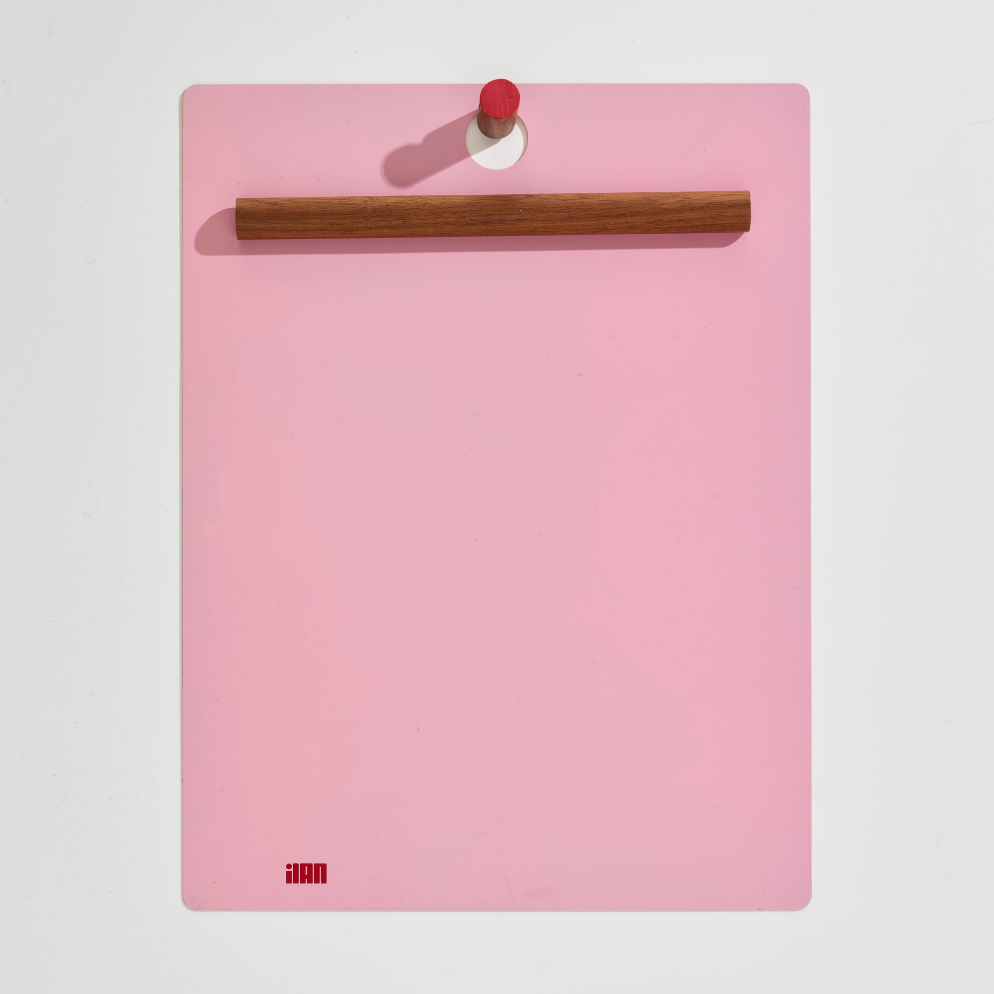 the magnetic clipboard-pink