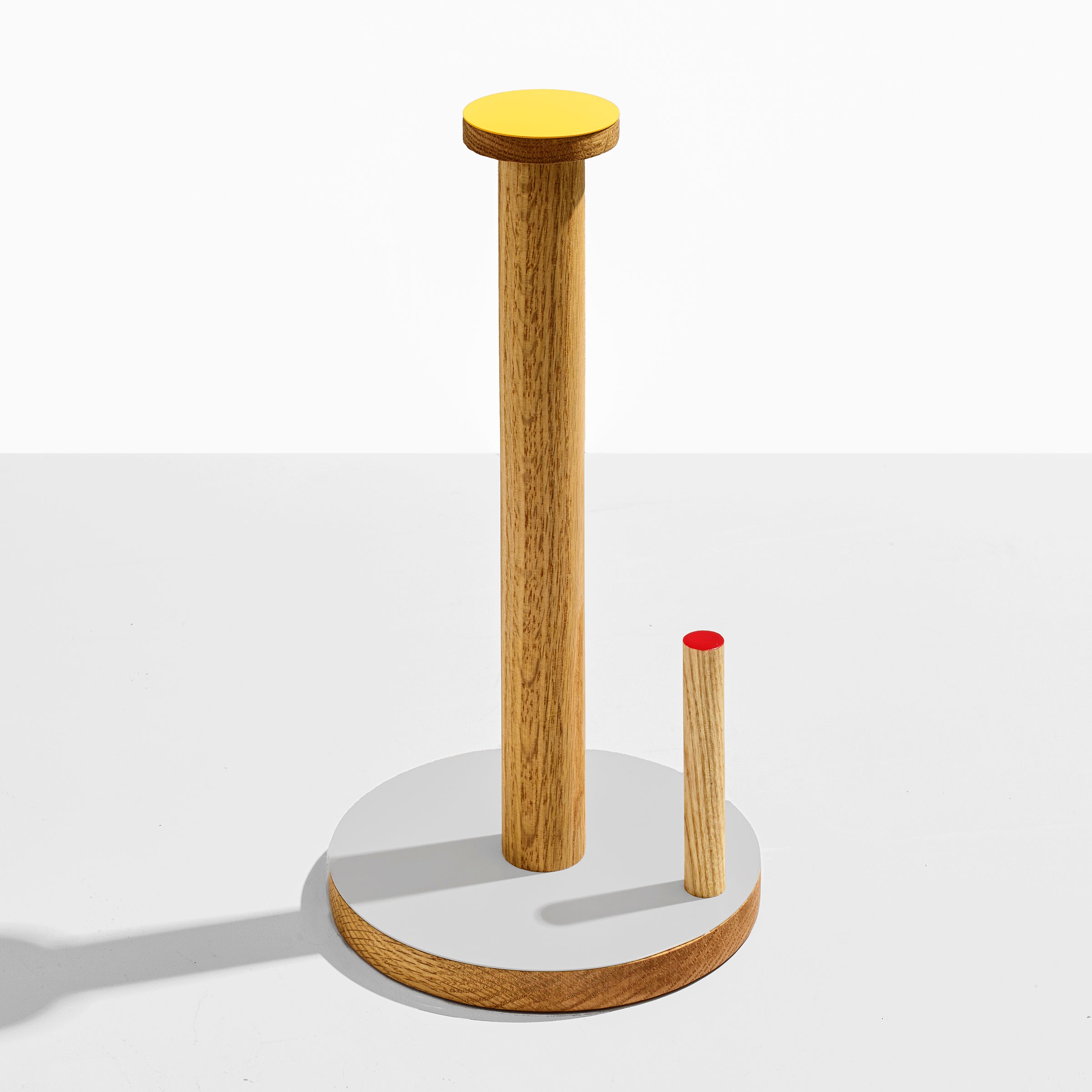 the paper towel keeper - oak/gray